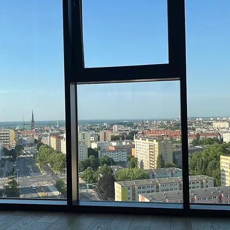 Апартаменты Hanza Tower - Luxurious 60m2 - 15th Floor View Щецин