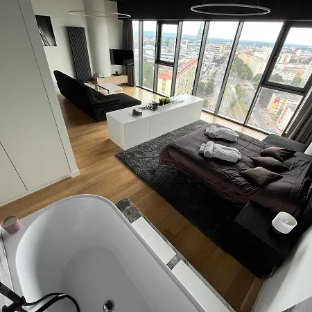 Hanza Tower - Luxurious 60m2 - 15th Floor View דירה