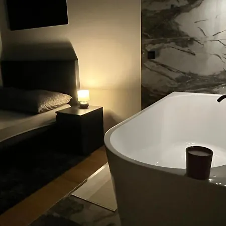 Hanza Tower - Luxurious 60m2 - 15th Floor View アパート シュチェチン