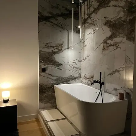 Hanza Tower - Luxurious 60m2 - 15th Floor View Апартаменты *