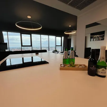 דירה Hanza Tower - Luxurious 60m2 - 15th Floor View שצ'צ'ין