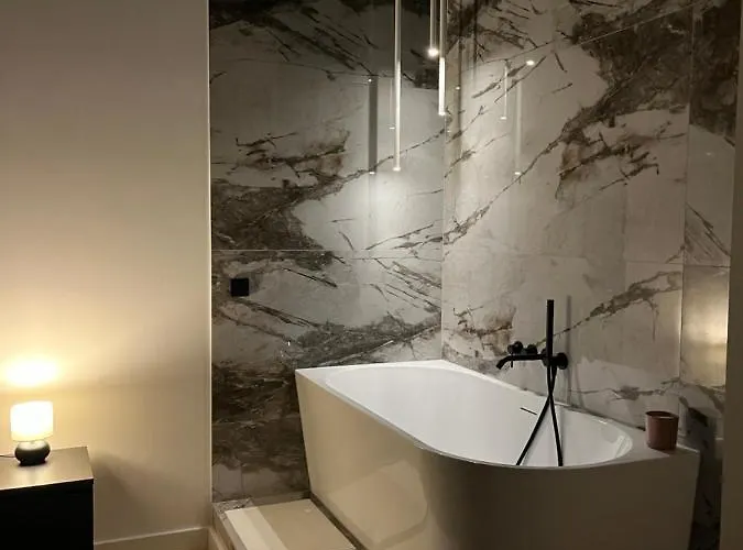 Hanza Tower - Luxurious 60m2 - 15th Floor View Daire *